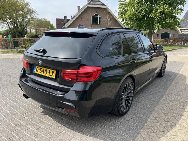 BMW 3-SERIE Touring 320d xDrive M Sport Edition