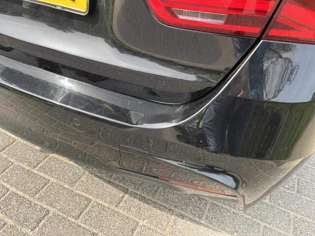 BMW 3-SERIE Touring 320d xDrive M Sport Edition