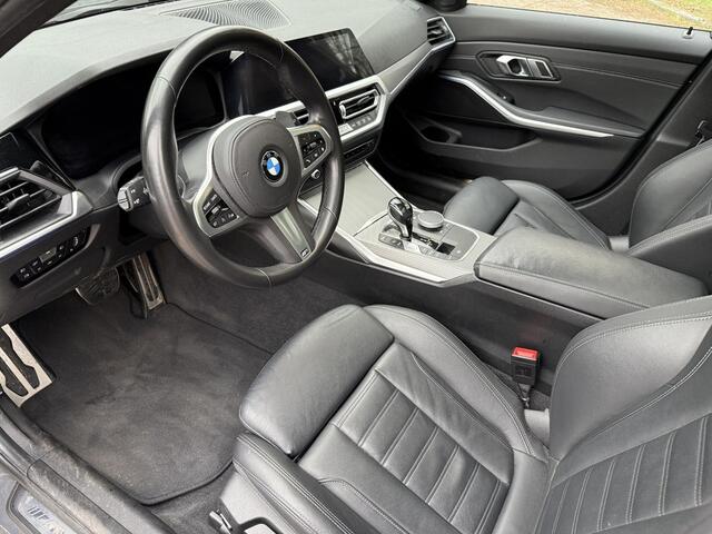 BMW 3-SERIE Touring 320i Model M Sport | High Executive | Parking Pack | Glazen panoramadak | HiFi System | Alarmsysteem klasse 3