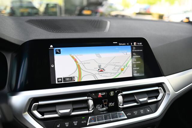 BMW 3-SERIE Touring 330i High Executive M Sport Automaat / Sportstoelen / Active Cruise Control / M Sportonderstel / Live Cockpit Professional / Stoelverwarming
