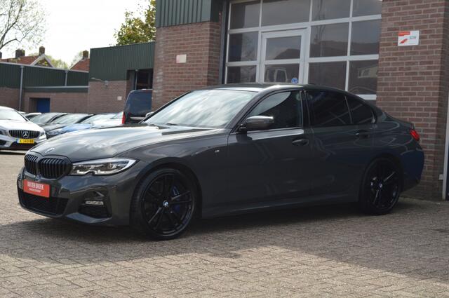 BMW 3-SERIE 320i M-Sport | AUT - HUD - LEDER