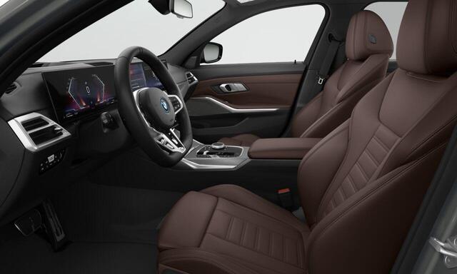 BMW 3-SERIE Touring 330e | M Sportpakket | Innovation Pack | Comfort Pack