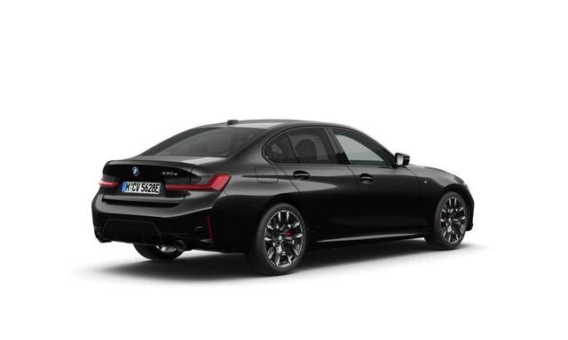 BMW 3-SERIE Sedan 330e | M Sportpakket Pro | Comfort Pack
