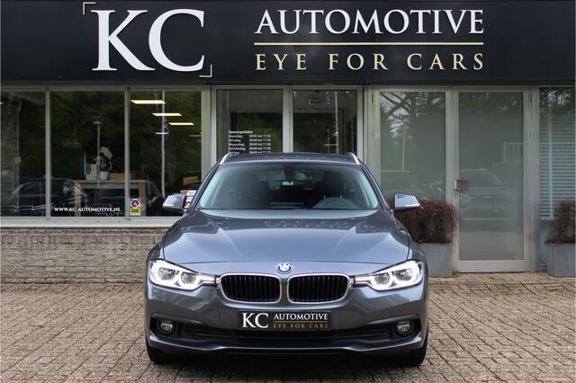 BMW 3-SERIE Touring 318i High Executive | Leder | Trekhaak