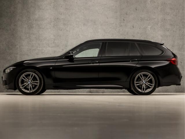 BMW 3-SERIE Touring 320i M Sport Line Shadow 184Pk Automaat (GROOT NAVI, M PAKKET, CAMERA, STOELVERWARMING, LEDEREN SPORTSTOELEN, SPORT AUTOMAAT, FLIPPERS, GETINT GLAS, ELEK ACHTERKLEP, NIEUWE APK, NIEUWSTAAT)