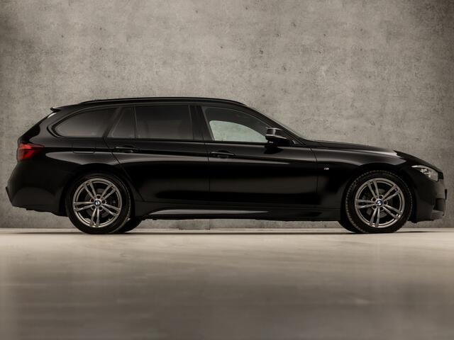 BMW 3-SERIE Touring 320i M Sport Line Shadow 184Pk Automaat (GROOT NAVI, M PAKKET, CAMERA, STOELVERWARMING, LEDEREN SPORTSTOELEN, SPORT AUTOMAAT, FLIPPERS, GETINT GLAS, ELEK ACHTERKLEP, NIEUWE APK, NIEUWSTAAT)