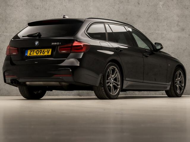 BMW 3-SERIE Touring 320i M Sport Line Shadow 184Pk Automaat (GROOT NAVI, M PAKKET, CAMERA, STOELVERWARMING, LEDEREN SPORTSTOELEN, SPORT AUTOMAAT, FLIPPERS, GETINT GLAS, ELEK ACHTERKLEP, NIEUWE APK, NIEUWSTAAT)