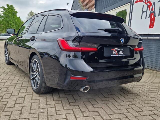 BMW 3-SERIE 330E X-Drive sportLine Navi Leder AppleCAR HEUD Blackline