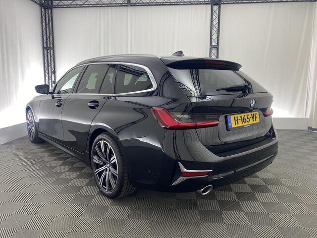 BMW 3-SERIE Touring 330i High Executive Automaat | Apple Carplay | Leder | Navi | Camera |