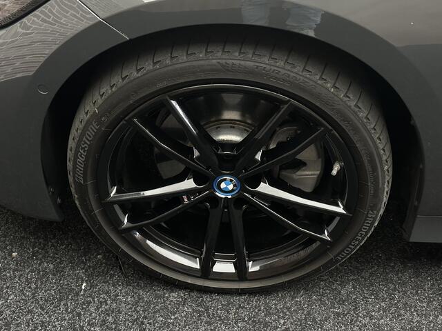 BMW 3-SERIE 320e M Sport Shadow Line Camera Individual Led Kleur Dealer Garantie M Pakket