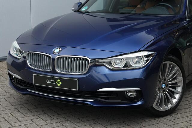BMW 3-SERIE Touring 318i Luxury Edition