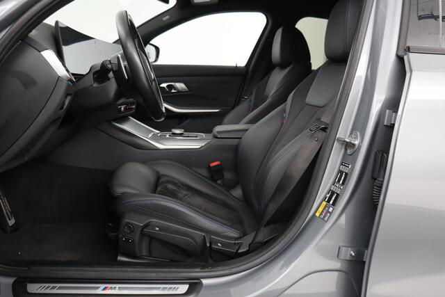 BMW 3-SERIE 320e M Sport | Stoel & stuurverwarming | Adaptive cruise | Sportstoelen | Carplay | Head-Up | Adaptief LED | Camera | Leder/Alcantara | Live Cockpit