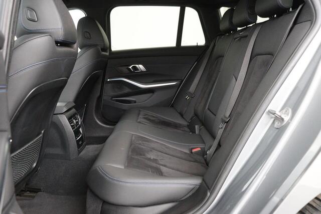 BMW 3-SERIE 320e M Sport | Stoel & stuurverwarming | Adaptive cruise | Sportstoelen | Carplay | Head-Up | Adaptief LED | Camera | Leder/Alcantara | Live Cockpit