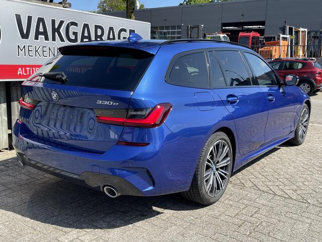 BMW 3-SERIE Touring 330e High Executive M Sport 18"/Panoramadak/Laser LED/Stoelverwarming + memory/Head-up/Keyless/Elektrische klep/Adaptief M onderstel/Camera/HiFi