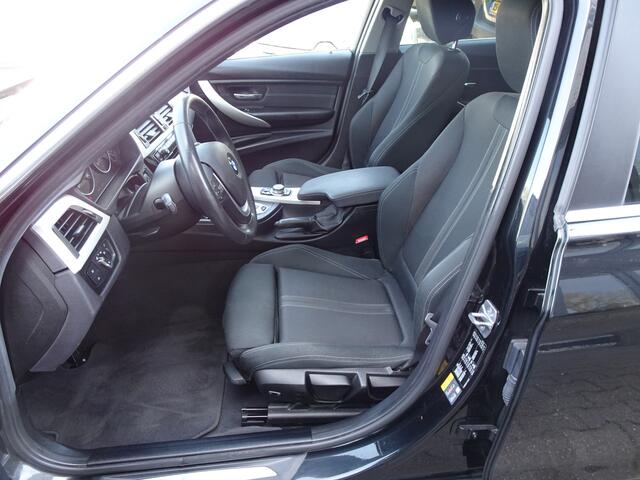 BMW 3-SERIE 330e Centennial Executive