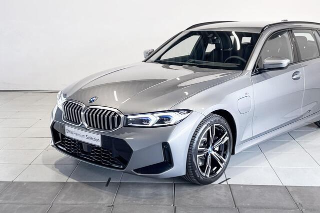BMW 3-SERIE Touring 330e M Sportpakket Aut.