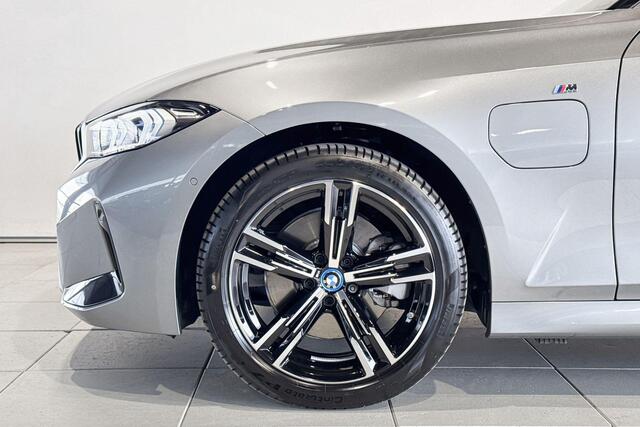 BMW 3-SERIE Touring 330e M Sportpakket Aut.