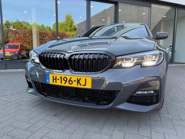 BMW 3-SERIE 320i M-Sport,LED,NaviPro,Lane Ass.,Half Leder,Carpay,Clima,Cruis