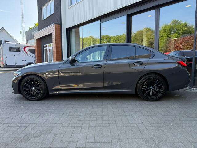 BMW 3-SERIE 320i M-Sport,LED,NaviPro,Lane Ass.,Half Leder,Carpay,Clima,Cruis