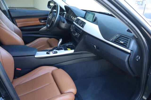 BMW 3-SERIE Touring 318d Executive - NL- Auto!! Bruin Leer I Climate I Navi