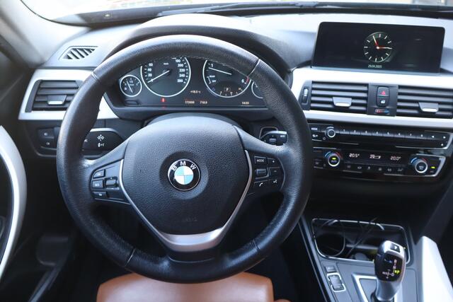 BMW 3-SERIE Touring 318d Executive - NL- Auto!! Bruin Leer I Climate I Navi