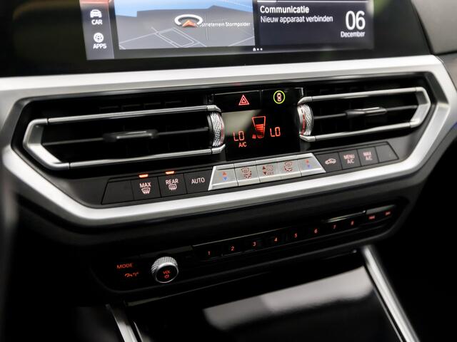 BMW 3-SERIE Touring 318i Executive Sportline 157Pk Automaat (PANORAMADAK, APPLE CARPLAY, GROOT NAVI, DEALER ONDERHOUDEN, LEDEREN SPORTSTOELEN, ELEK ACHTERKLEP, TREKHAAK, GETINT GLAS, NIEUWSTAAT)