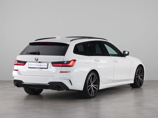 BMW 3-SERIE Touring 330i M Sport
