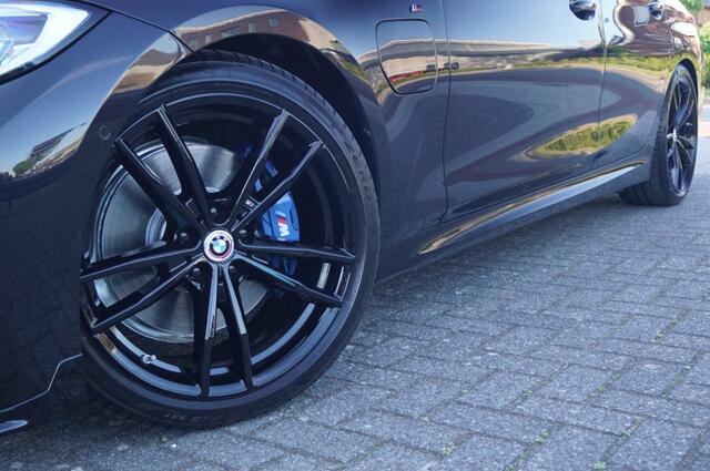 BMW 3-SERIE 330e (292pk) M3 Stoelen/Laser/HUD/HenK/Panodak/Alle opties!/M340I