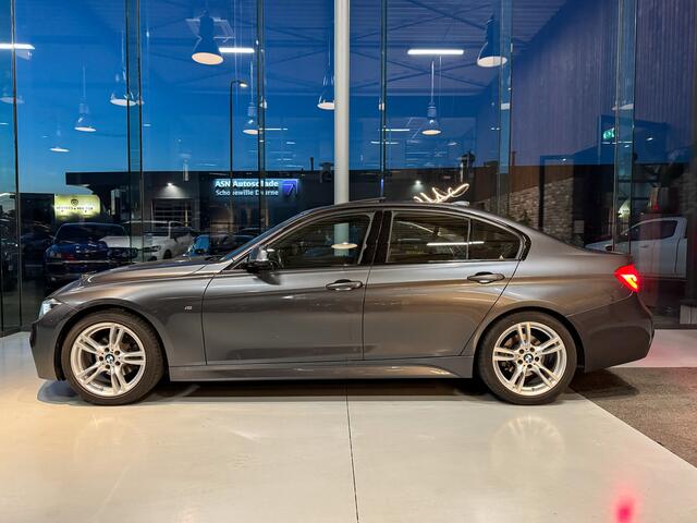 BMW 3-SERIE 320i Edition M-Sport Shadow Exe. glasdak, 18", camera