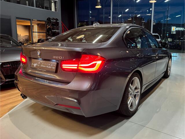 BMW 3-SERIE 320i Edition M-Sport Shadow Exe. glasdak, 18", camera
