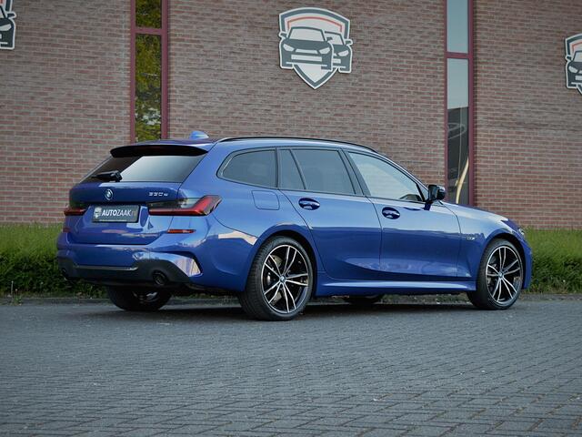 BMW 3-SERIE Touring 330e Business Edition M Sport