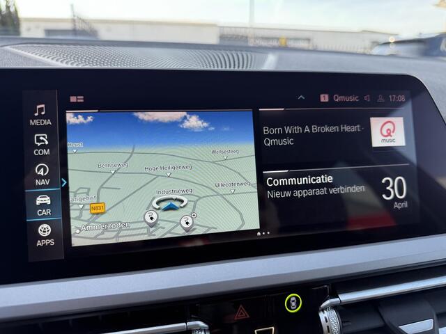 BMW 3-SERIE Touring 330e Business Edition Plus
