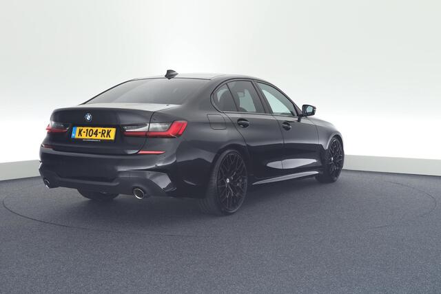 BMW 3-SERIE 320i 184pk Automaat High Executive Navigatie Virtual Cockpit Leder Navigatie