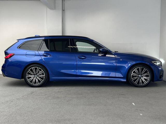 BMW 3-SERIE Touring 318i M-Sport | LEDER | CARPLAY | ORG.NL |