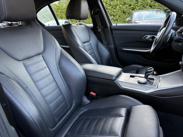BMW 3-SERIE 330e eDrive Edition M-Sport, Schuifdak | 19inch | Camera