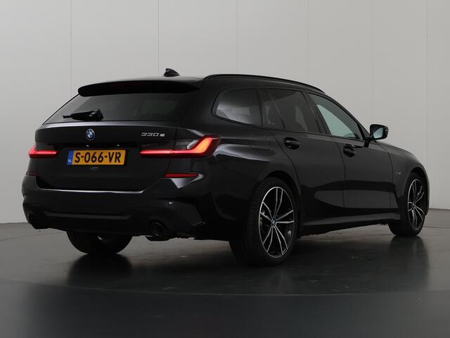 BMW 3-SERIE Touring 330e High Executive | M-Sport | LED | Panoramadak | ShadowLine | Sportstoelen | Standkachel | HUD | Ele. verstelbare stoelen + Geheugen | Camera | Apple CarPlay/Android Auto | Stoelverwarming | Adaptief Onderstel |