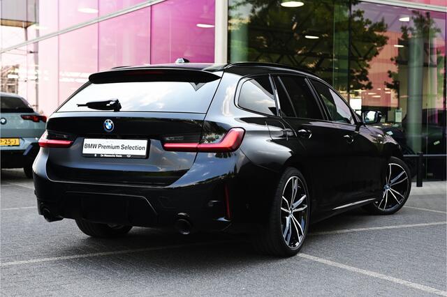 BMW 3-SERIE Touring 320e High Executive M Sport Automaat / Panoramadak / Sportstoelen / Adaptieve LED / Comfort Access / Parking Assistant / Live Cockpit Professional