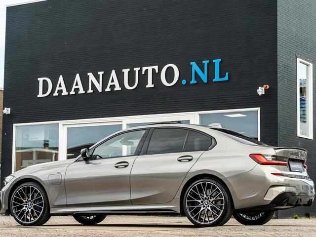 BMW 3-SERIE 330e M Sport M Performance S-Dak Laser LED 20" Individ lak