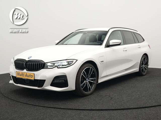 BMW 3-SERIE Touring 320e M Sport Plug In Hybrid PHEV | Adaptive Cruise | Alcantara Sportstoelen Verwarmd | 19"L.M | Sfeerverlichting | Carplay | DAB | Virtual | Navi Full Map |
