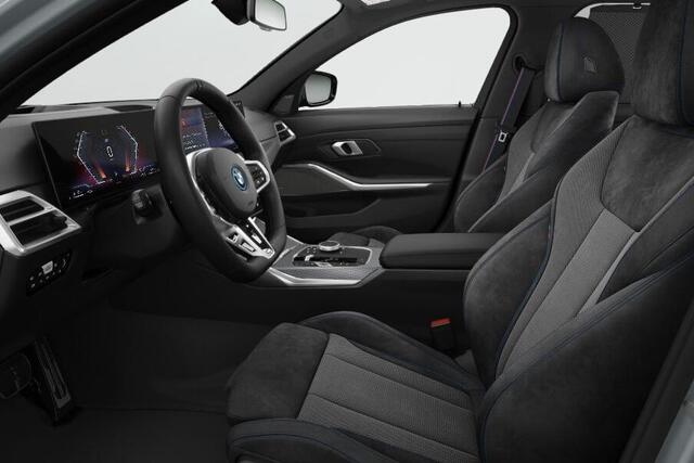 BMW 3-SERIE Touring 330e xDrive M-Sport Pro / Stuurwielrand Verwarming / Adaptief M- Onderstel / Comfort Acces / Electrische Zwenkhaak / Getinte Ramen Achter / Electrisch Verstelbare Voorstoelen / Stoelverwarming / Driving Assistant Prof / Parking Plus / Harman Kardo