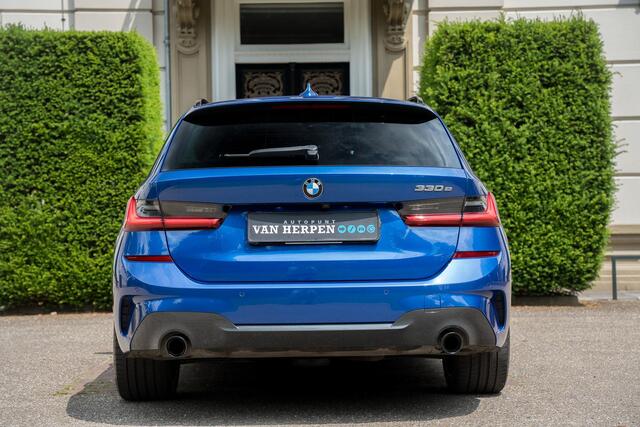 BMW 3-SERIE Touring 330e M-Sport PANO | ADAPTIVE | H&K | MEMORY | FULL OPTION