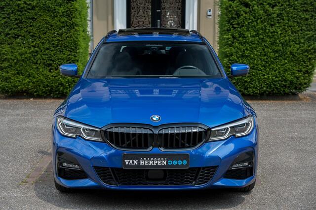 BMW 3-SERIE Touring 330e M-Sport PANO | ADAPTIVE | H&K | MEMORY | FULL OPTION