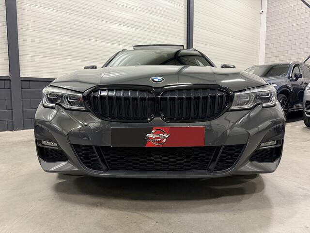 BMW 3-SERIE Touring 330e M-Sport DRAVITGRAU PANO/LASER/HEAD-UP/ADAPTIVE M-ONDERSTEL/KEYLESS/19"/ELECTR.TREKHAAK/SHADOW-LINE/PRIVACY/NET OH BEURT GEHAD BIJ BMW DEALER