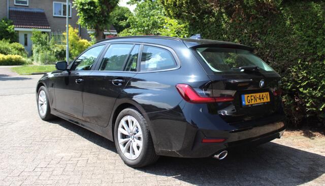 BMW 3-SERIE 330e touring 330e High Executive