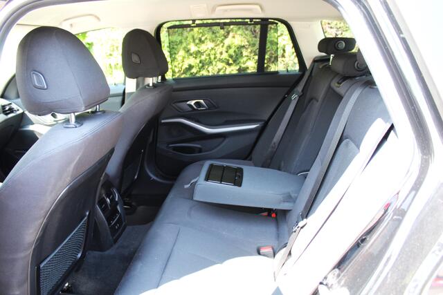 BMW 3-SERIE 330e touring 330e High Executive