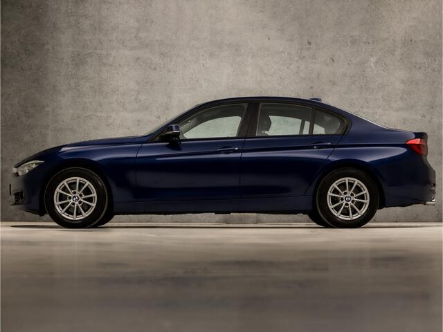 BMW 3-SERIE 318i Executive Sportline Automaat (NAVIGATIE, DEALER ONDERHOUDEN, CLIMATE, PARKEERSENSOREN, SPORTSTOELEN, LED KOPLAMPEN, CRUISE, NIEUWE APK, NIEUWSTAAT)