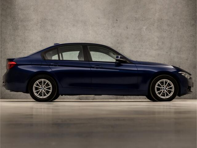 BMW 3-SERIE 318i Executive Sportline Automaat (NAVIGATIE, DEALER ONDERHOUDEN, CLIMATE, PARKEERSENSOREN, SPORTSTOELEN, LED KOPLAMPEN, CRUISE, NIEUWE APK, NIEUWSTAAT)