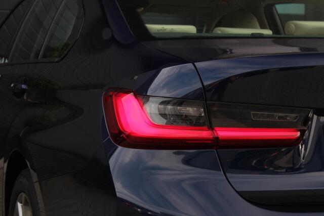 BMW 3-SERIE 330e eDrive Edition | Leder | Camera | Stoelverw.