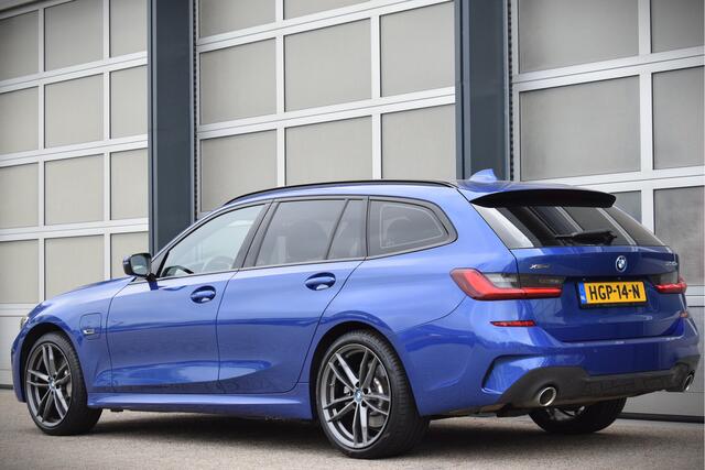 BMW 3-SERIE Touring 330e xDrive M-Sport 19 inch | Topstaat