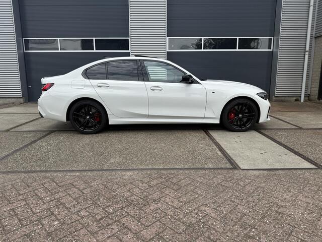 BMW 3-SERIE M340i xDrive |Schuifdak |Head-up |H&K |Adaptive cruise controle |
